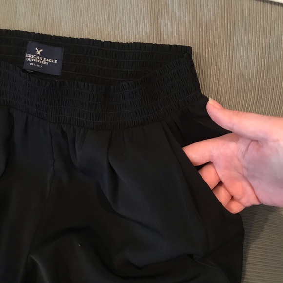 AEO Cropped Soft Pant - Jogger style black - Picture 3 of 7